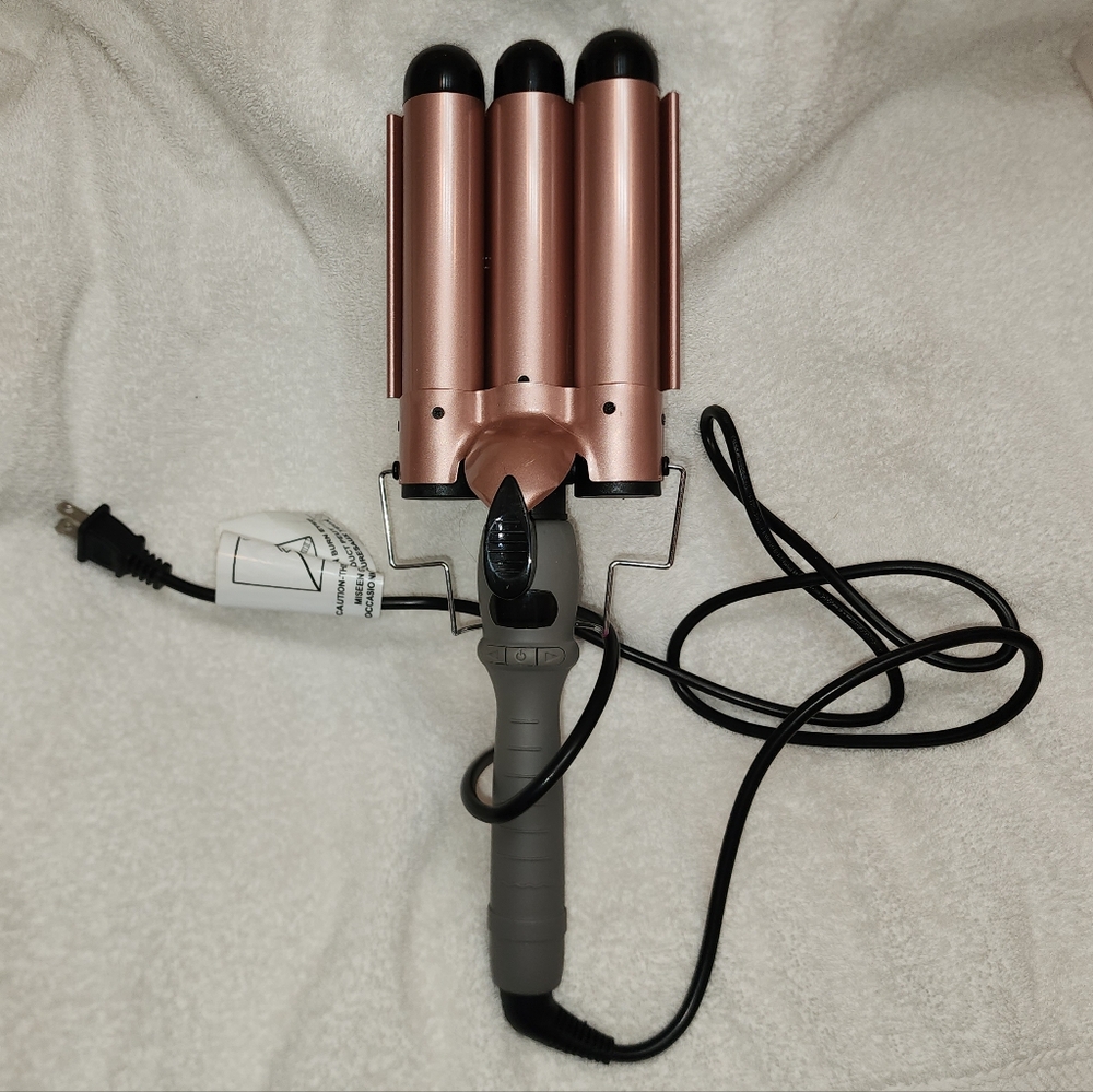 Rose Gold Triple Barrel Hair Waver
